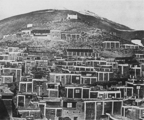 Sakya Order, monastic dwellings, Eastern Tibet, 1921, Alexandra David-Neel. ©Aperture.