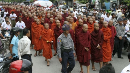 Burma Monk Rally