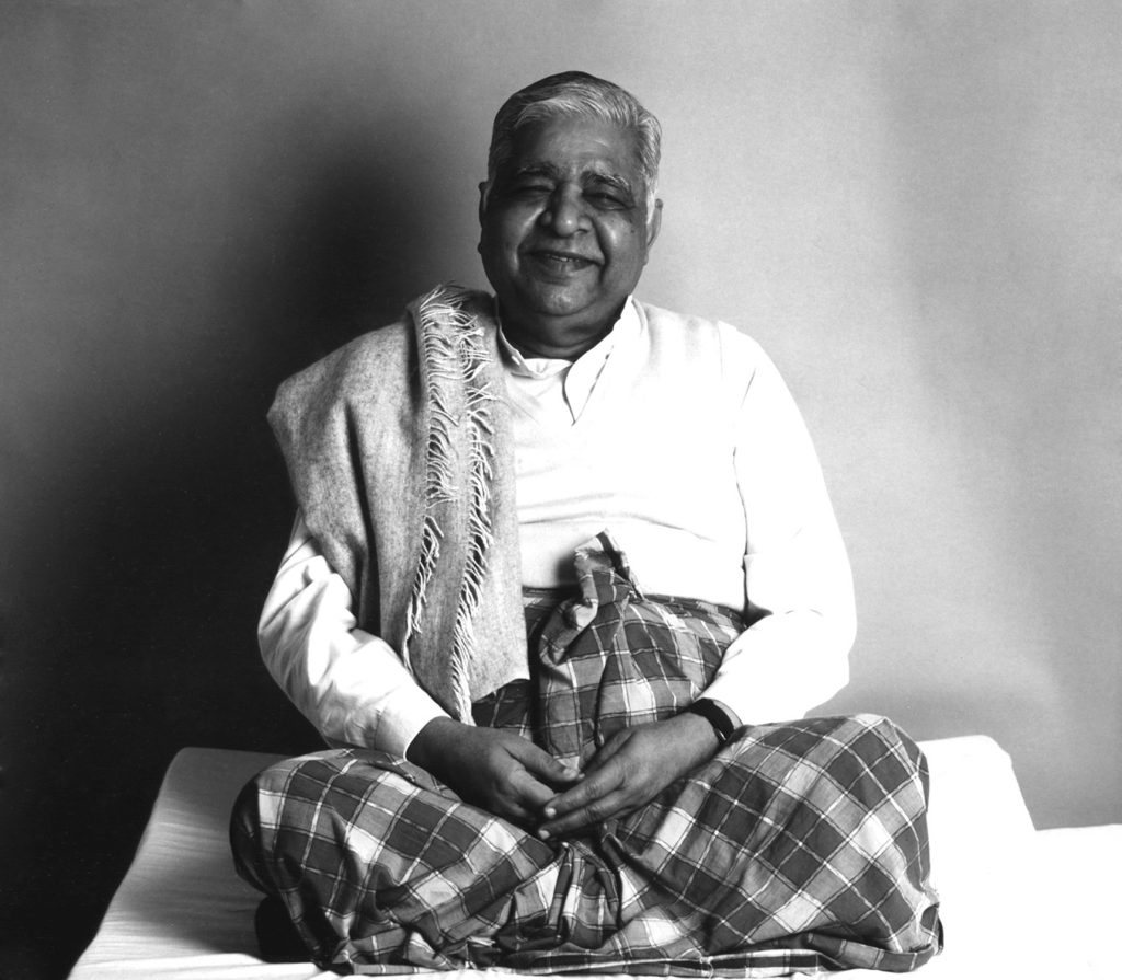 S. N. Goenka, Pioneer of Secular Meditation Movement, Dies at 90