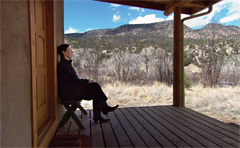 Meredith Monk at her New Mexico home, in the film  Meredith Monk – Inner Voice. Courtesy Babeth VanLoo