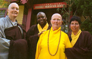Ven. Karuna Dharma with ordained students, including the interviewer, Mira Tweti (on right) ©Ron Batzdorff