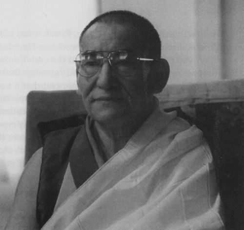  Khen Rinpoche (Geshe Lobsang Tharchin), based in Howell, New Jersey, is one of about six surviving "master" geshes from Tibet.