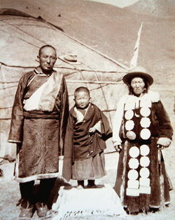 Arjia Rinpoche with his parents in 1955 in Kokonor, Tibet