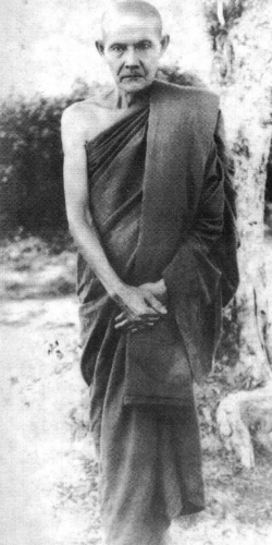 Phra Ajaan Mun Bhuridatto, founder of the Kammatthana tradition. Image courtesy Metta Forest Monastery.