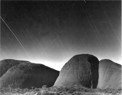 Timescapes, toward east / Uluru N.P., Northern Territory, Australia, 23-24 Apr. 1993