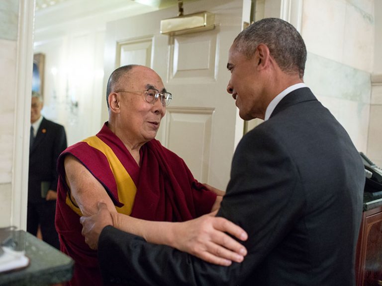 Obama Meets Dalai Lama Despite Chinese Objections
