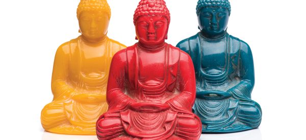 Three colorful Buddha statues, photograph by Seth Miranda, third moment method