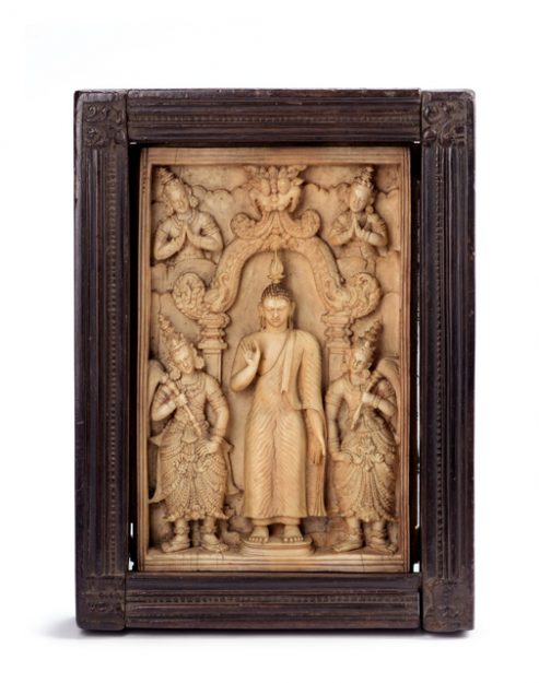 18th-century carving of Buddha Shakyamuni with attendants