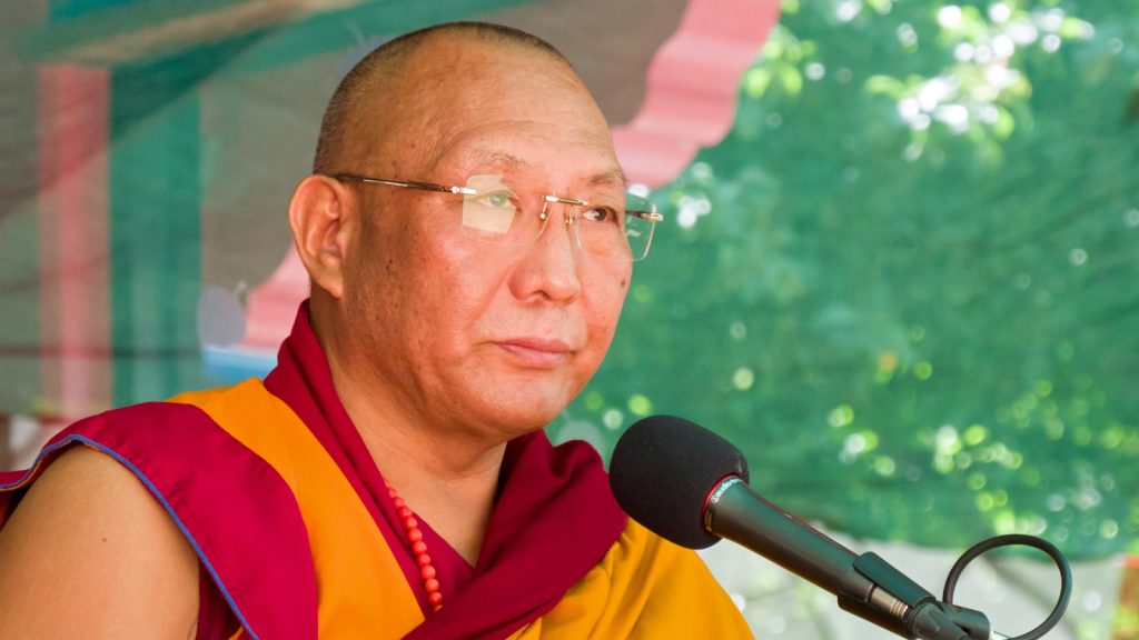 Buddha Buzz Weekly: Dagri Rinpoche Permanently Removed as FPMT Teacher