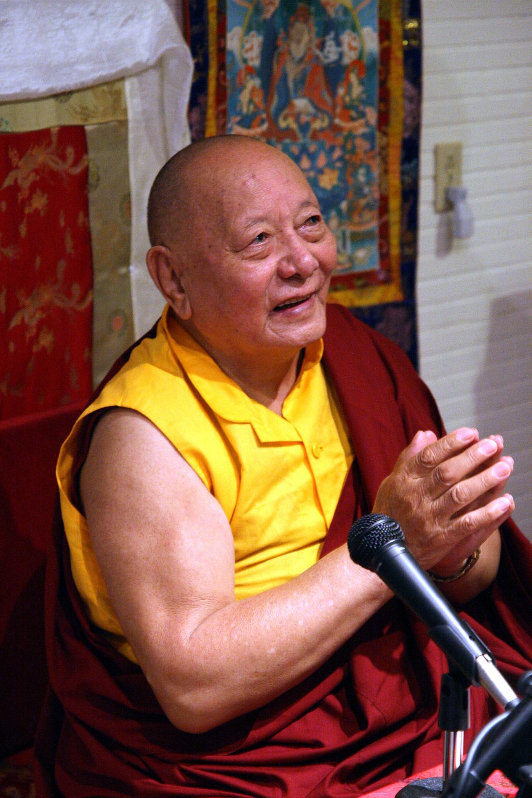 Khenpo Karthar Rinpoche, Anchor of Tibetan Buddhism in the West, Dies