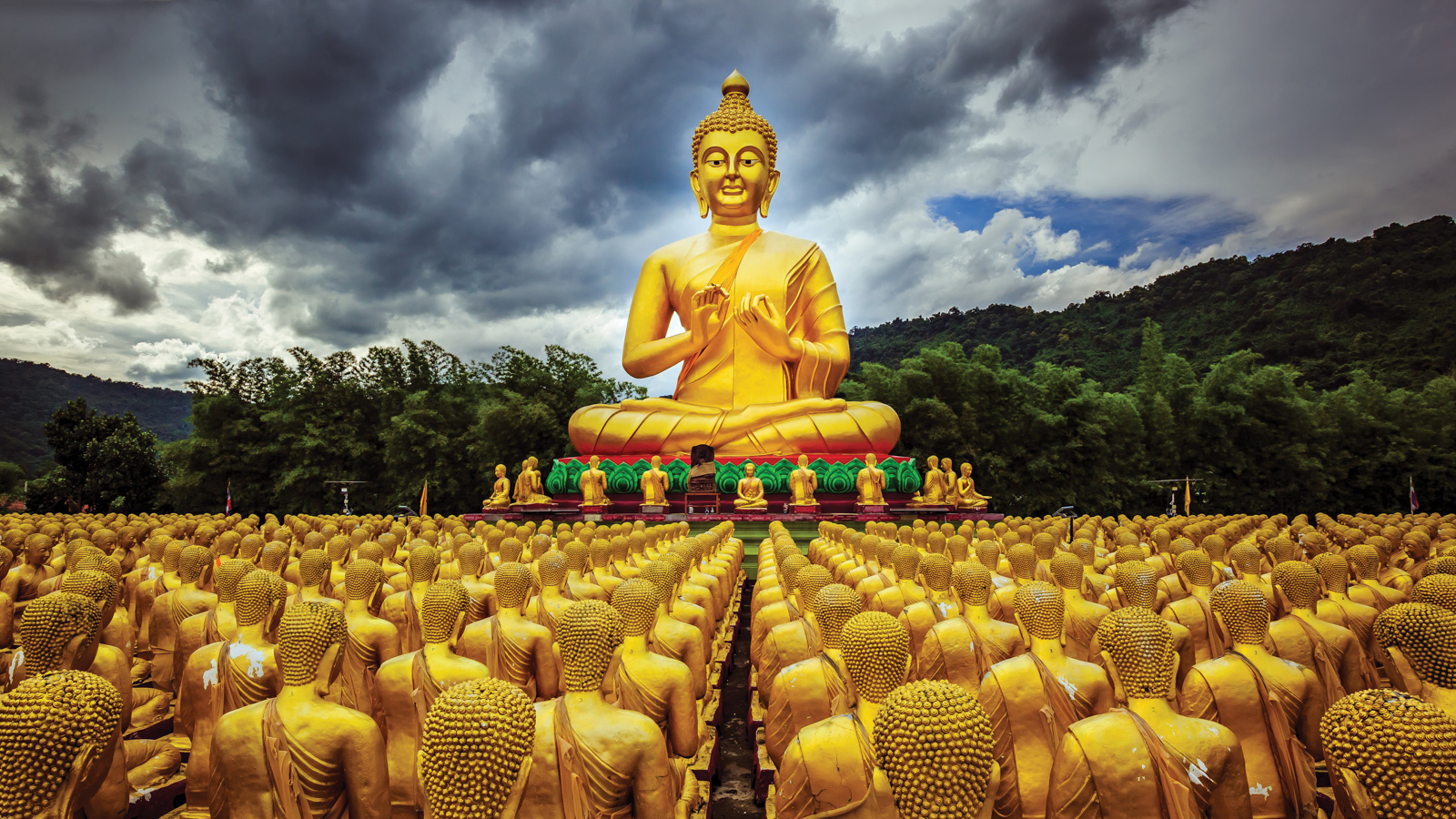 Tăng tộc là một trong bốn đường giáo của đạo Phật, đại diện cho môn đồ và những người tu hành của đạo Phật. Tăng tộc có ý nghĩa vô cùng quan trọng trong tôn giáo Phật giáo, đó là sự tập trung và sự kết nối giữa các đệ tử và đạo sư. Hãy khám phá ý nghĩa của Tăng tộc và hiểu rõ hơn về đạo Phật.