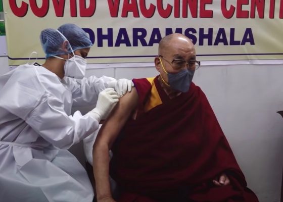 dalai lama gets vaccinated