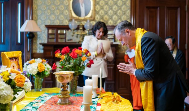 White House Hosts Its First Vesak Tricycle The Buddhist Review 9392