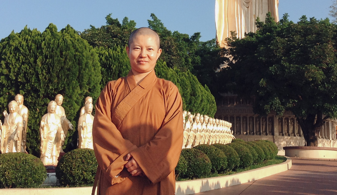 Hospital Chaplain Venerable Dr. Longyun Shi Is There for Everybody