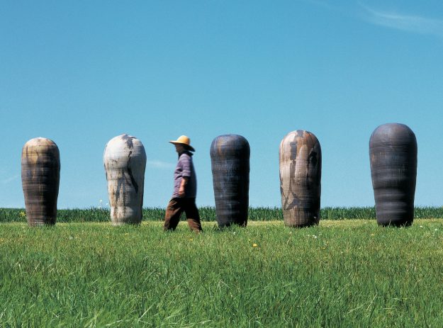 Toshiko Takaezu Ceramist 3