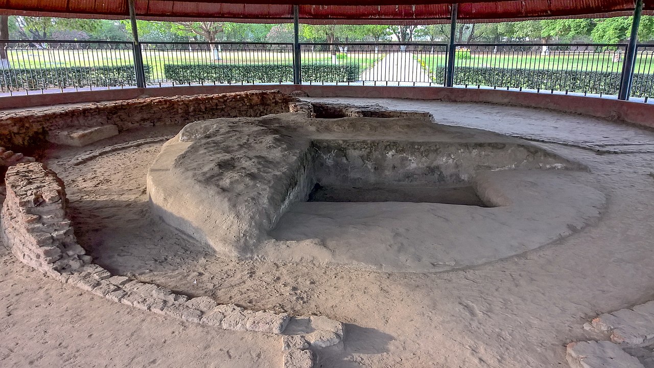image of earliest stupa for tricycle's spread of buddhism page