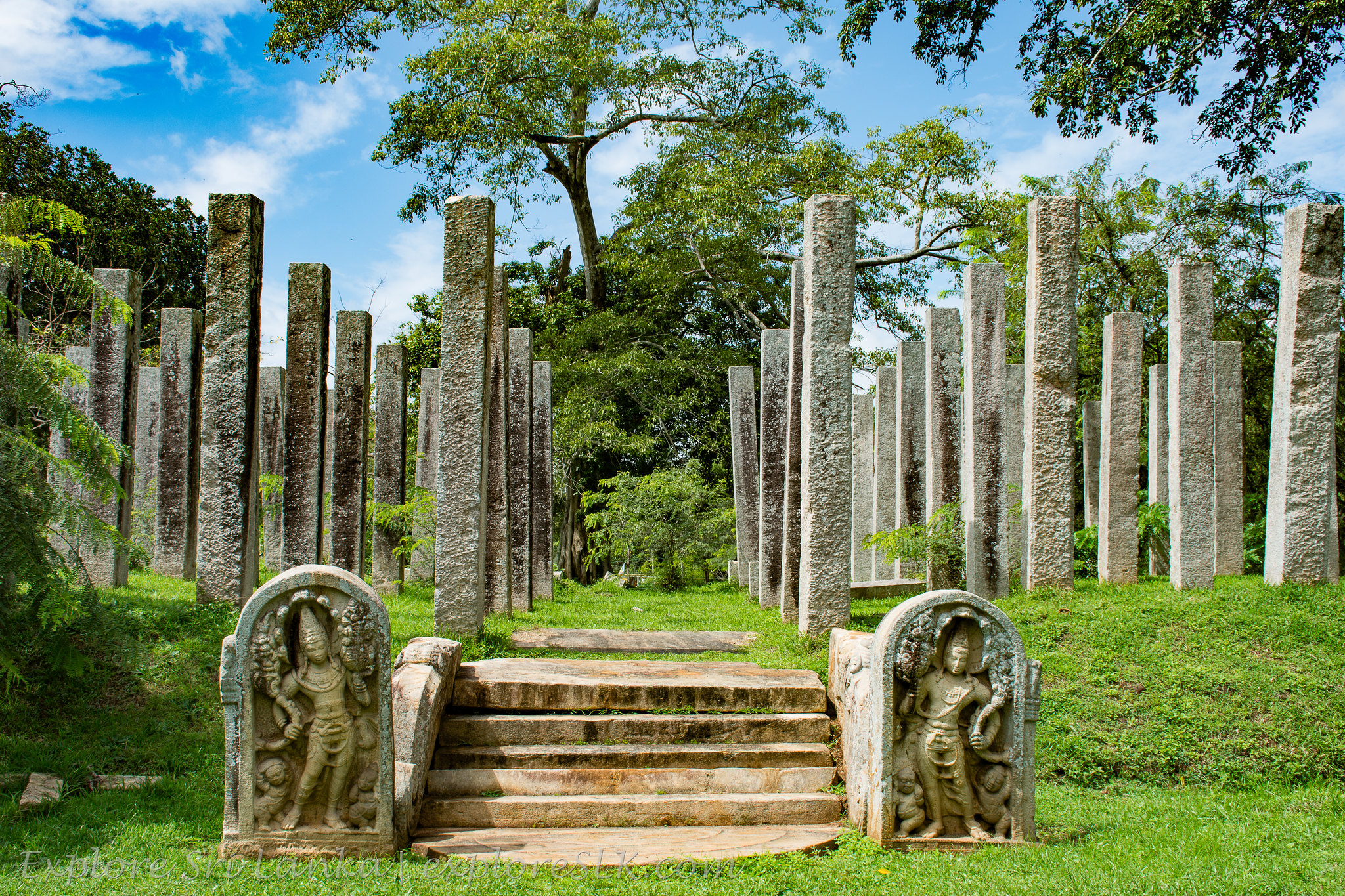 oldest temple in sri lanka for tricycle's spread of buddhism page
