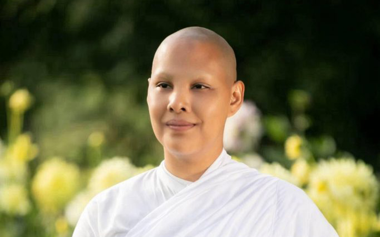 Renunciation Without a Category