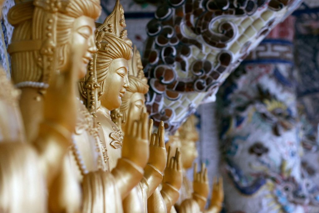 Contemplations on the Five Mindfulness Trainings